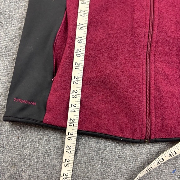 COLUMBIA Women’s Titanium Maroon/Black Fleece Vest Size: Large - Picture 7 of 8